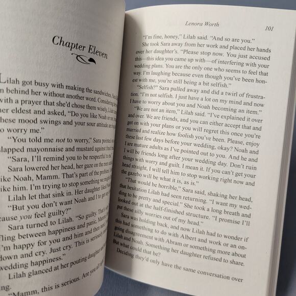 Love Inspired Inspirational Romance Christmas Books Paperback 2024 Lot of 4 - Picture 7 of 16